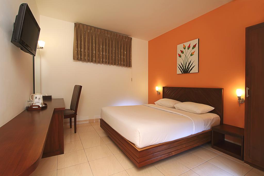 Maesa Hotel Ponorogo Cameră foto